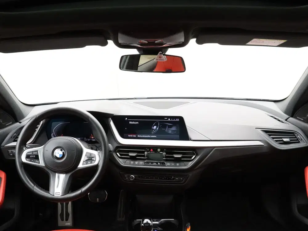 BMW 1-serie 118i Introduction Edition (bj 2023 uit 2023, foto 12