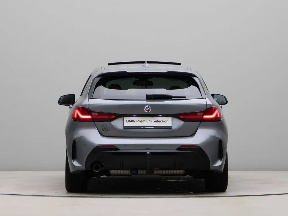 BMW 1-serie 118i Introduction Edition (bj 2023 uit 2023, foto 9