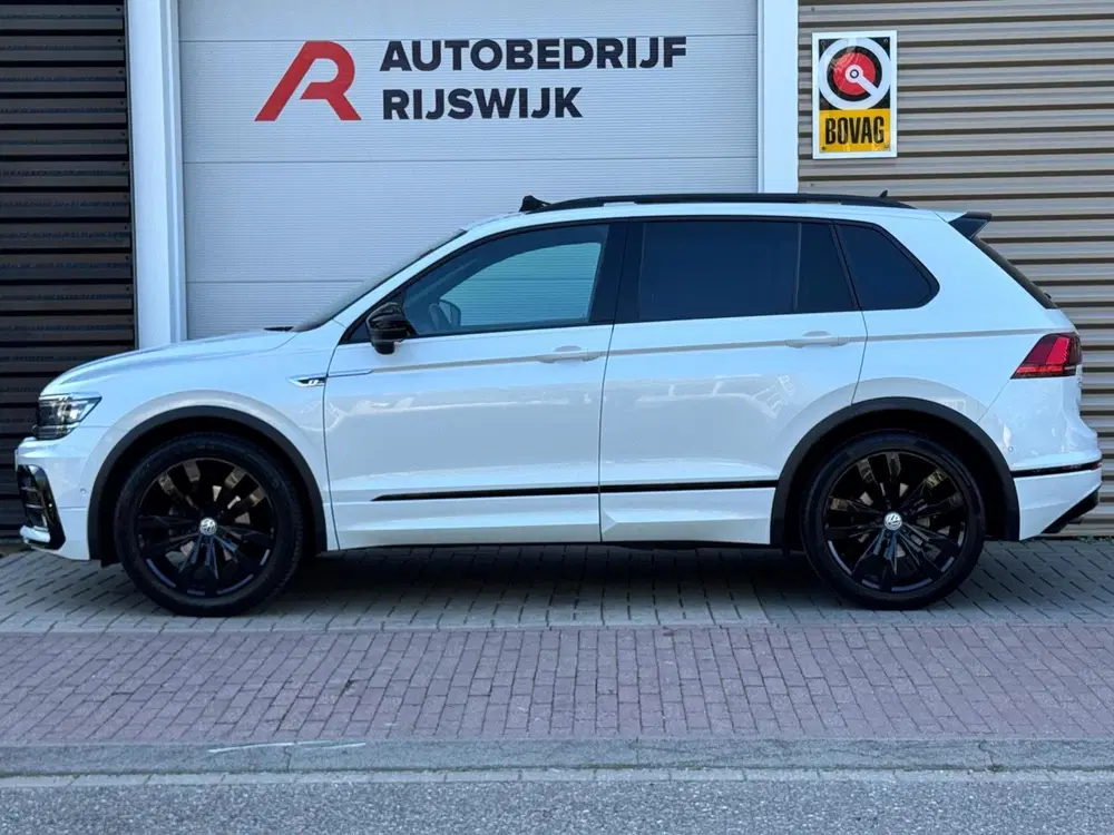 Volkswagen Tiguan 1.5 TSI ACT 3x R-Line Memory uit 2019, foto 2