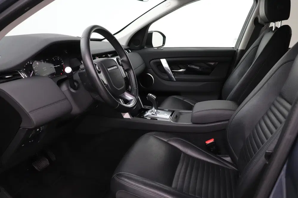 Land Rover Discovery Sport D180 uit 2021, foto 3