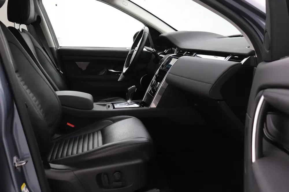 Land Rover Discovery Sport D180 uit 2021, foto 5