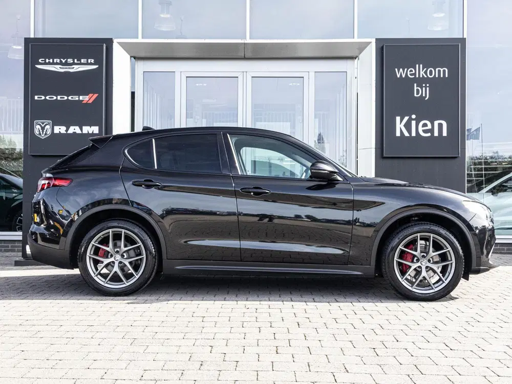 Alfa Romeo Stelvio 2.0 T AWD B-Tech uit 2020, foto 4