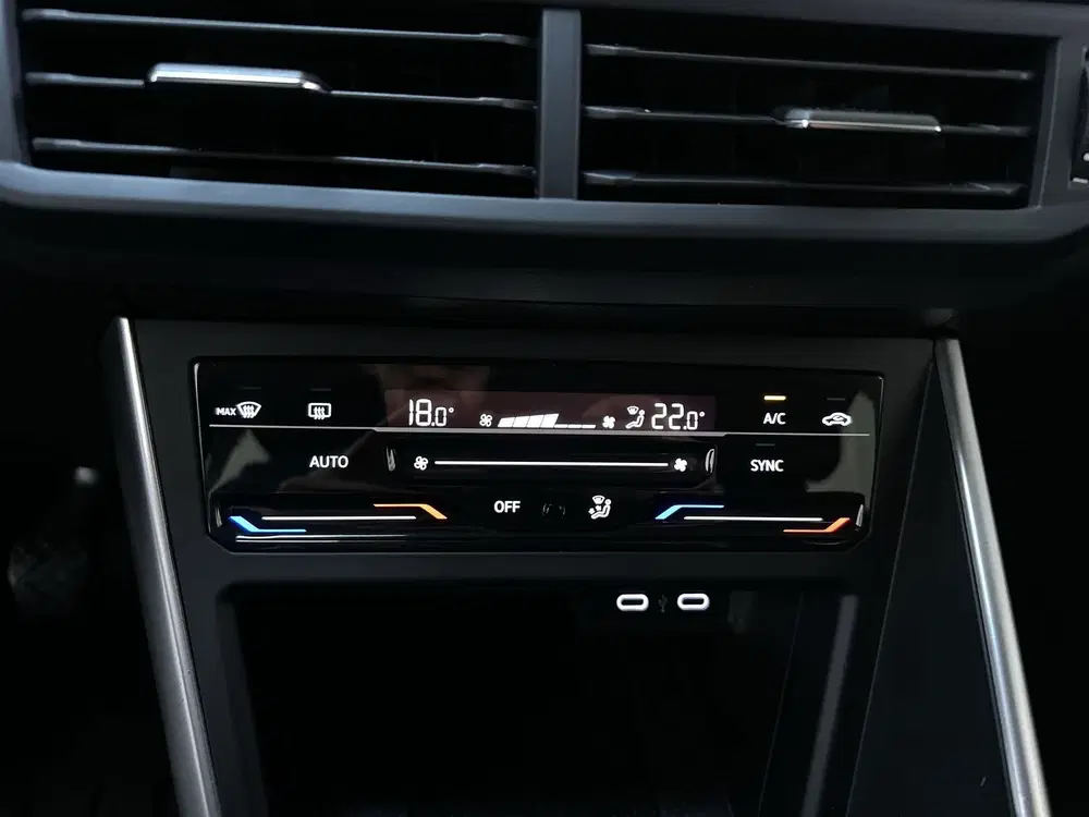 Volkswagen Taigo 1.0 TSI Life Parkeersensoren Climate Contr uit 2022, foto 11