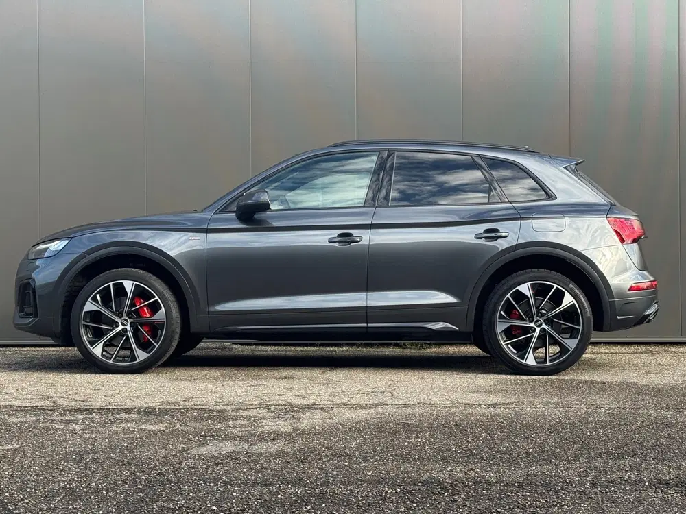 Audi Q5 55 TFSI e quattro Competition Pano Trekh. uit 2021, foto 11