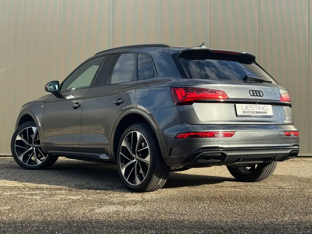 Audi Q5 55 TFSI e quattro Competition Pano Trekh. uit 2021, foto 2