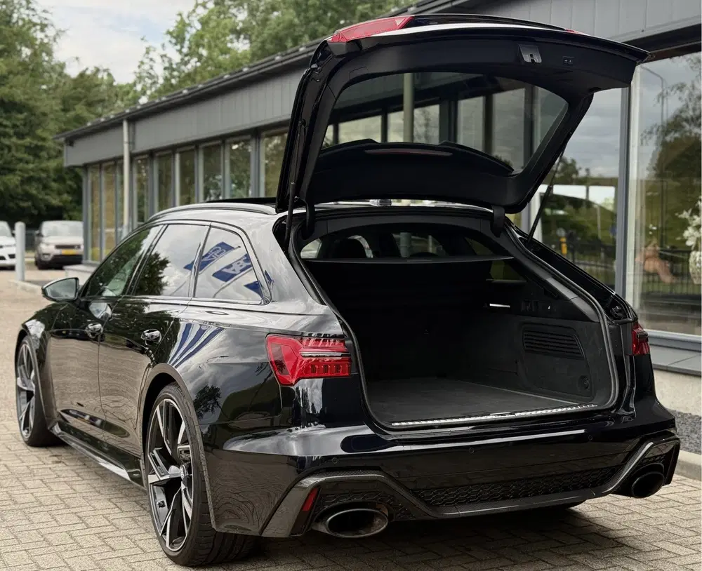 Audi RS6 RS 6 TFSI quattro Pano HUD Carbon pack (bj uit 2020, foto 11