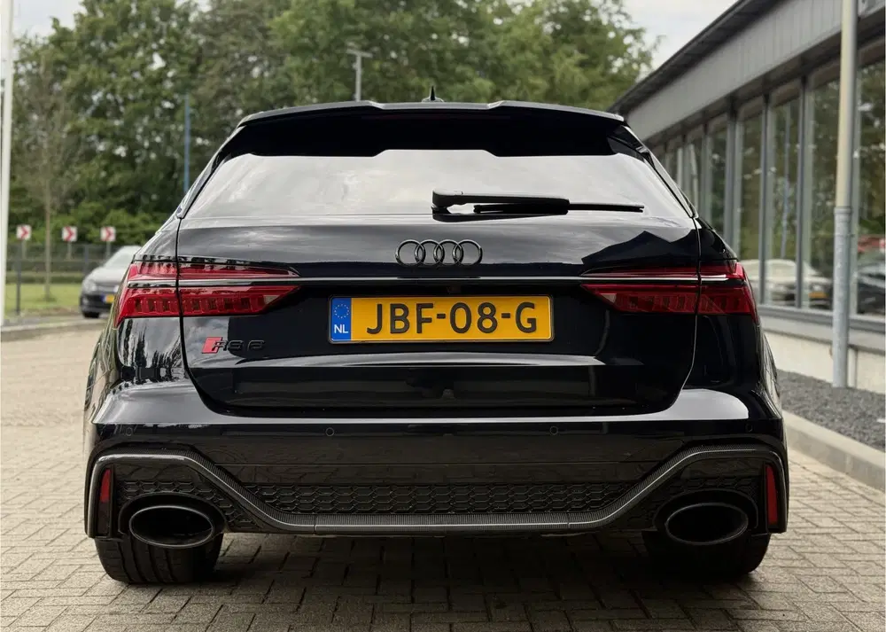Audi RS6 RS 6 TFSI quattro Pano HUD Carbon pack (bj uit 2020, foto 3