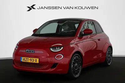 Fiat 500 La Prima 42 kWh Pano Leder Stoelverwarming uit 2024