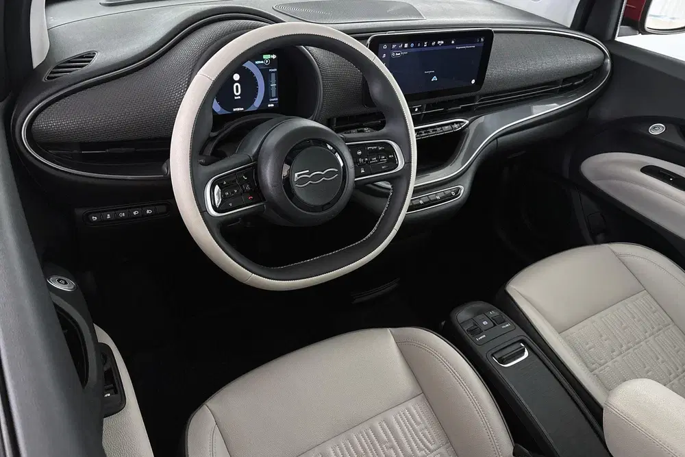 Fiat 500 La Prima 42 kWh Pano Leder Stoelverwarming uit 2024, foto 5