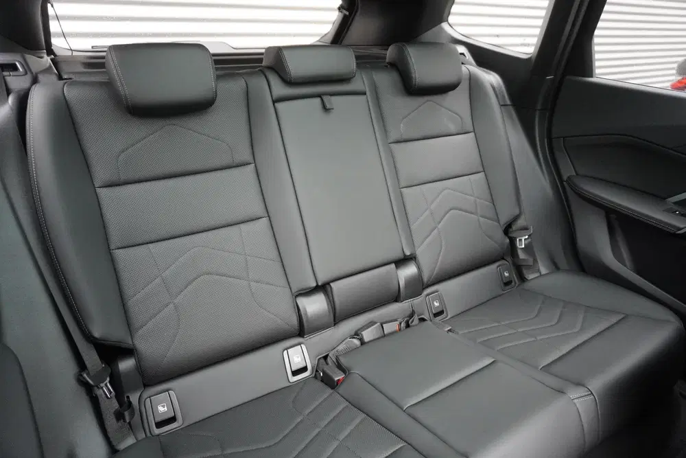 BMW iX1 eDrive20 uit 2026, foto 11