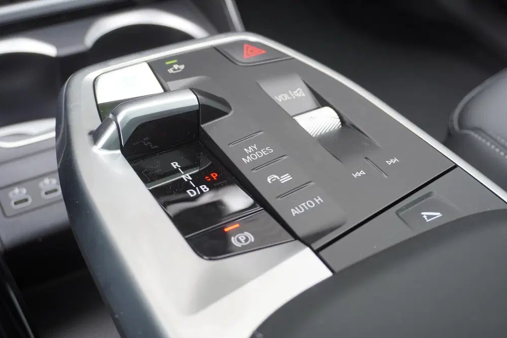 BMW iX1 eDrive20 uit 2026, foto 13