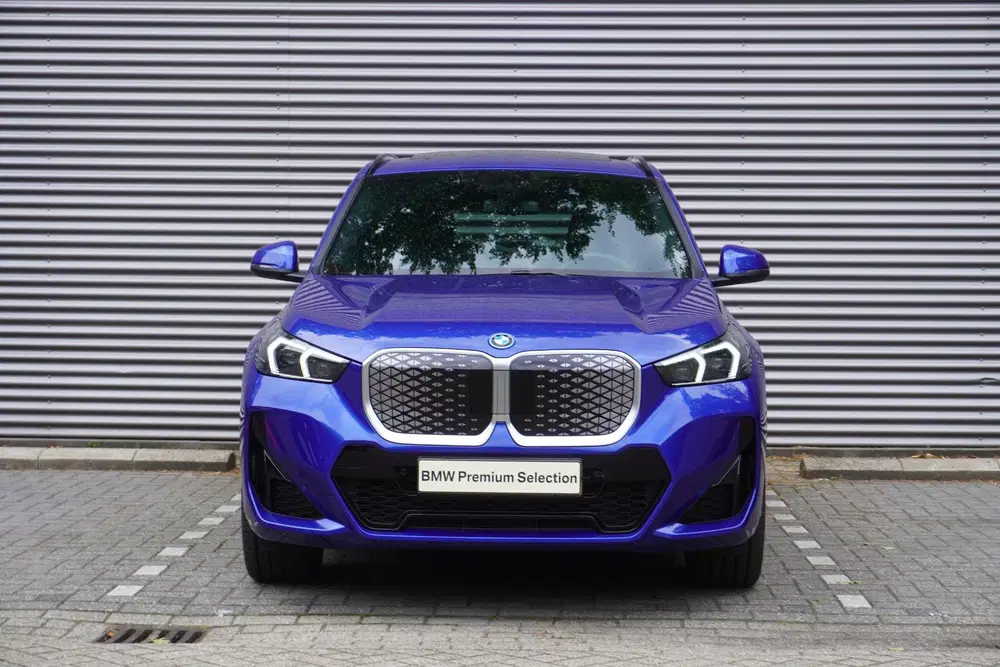 BMW iX1 eDrive20 uit 2026, foto 3