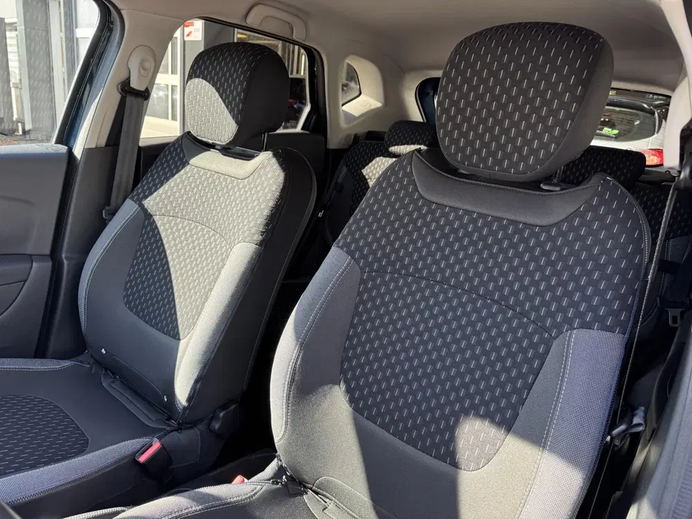Renault Captur 0.9 TCe 90pk Intens+Trekhaak uit 2019, foto 11