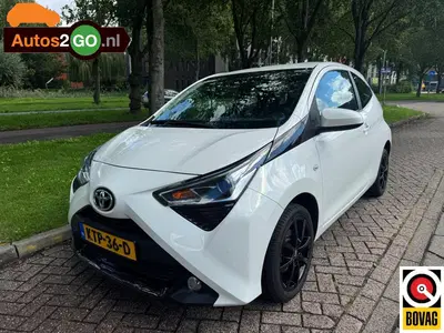 Toyota Aygo 1.0 VVT-i x-play uit 2019
