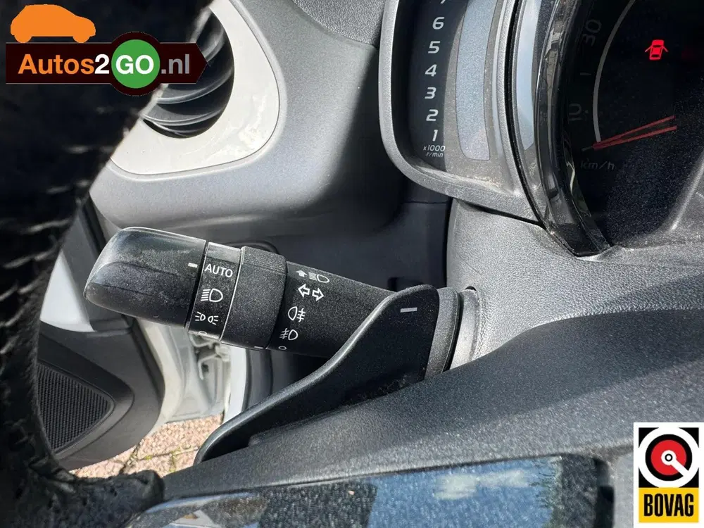 Toyota Aygo 1.0 VVT-i x-play uit 2019, foto 14