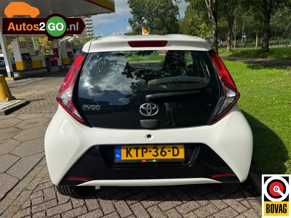 Toyota Aygo 1.0 VVT-i x-play uit 2019, foto 3