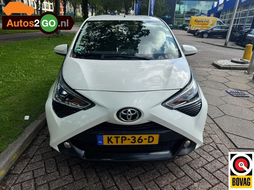 Toyota Aygo 1.0 VVT-i x-play uit 2019, foto 6