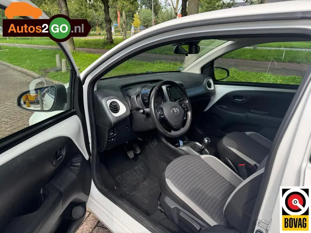 Toyota Aygo 1.0 VVT-i x-play uit 2019, foto 7