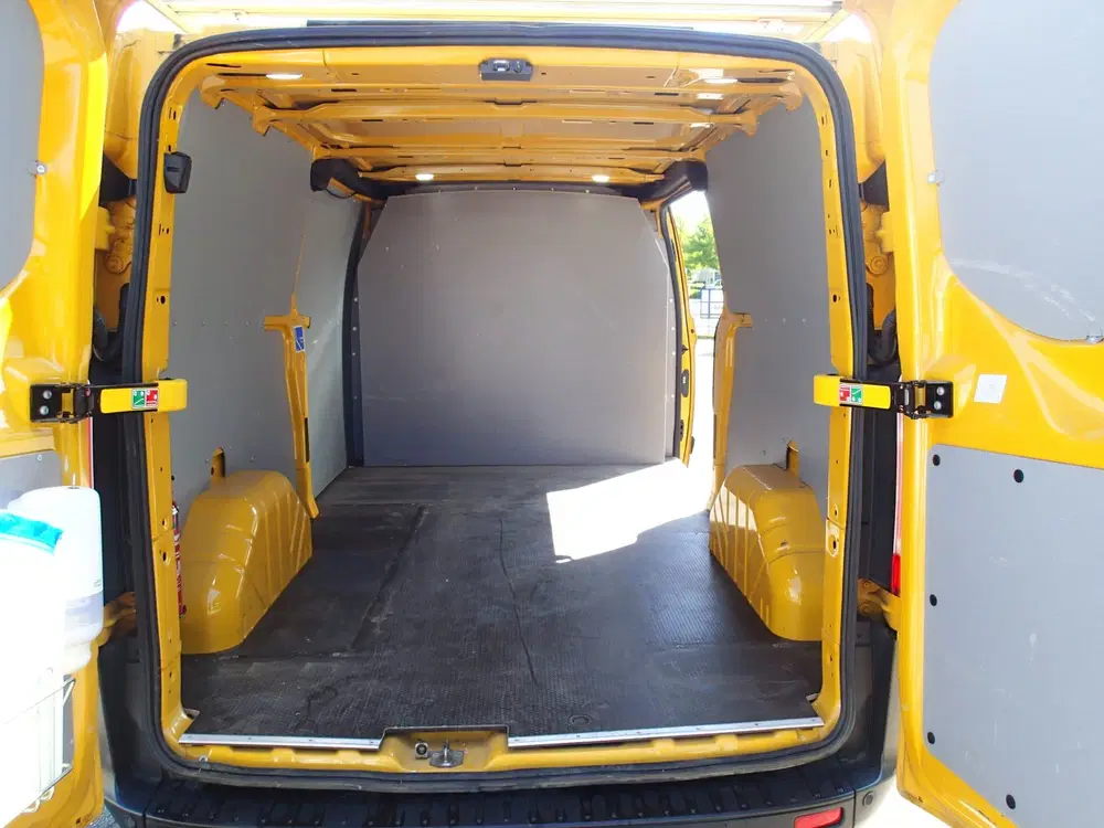 Ford Transit Custom 320 2.0 TDCI L2H1 Trend VOORZIEN VAN AIR uit 2021, foto 9