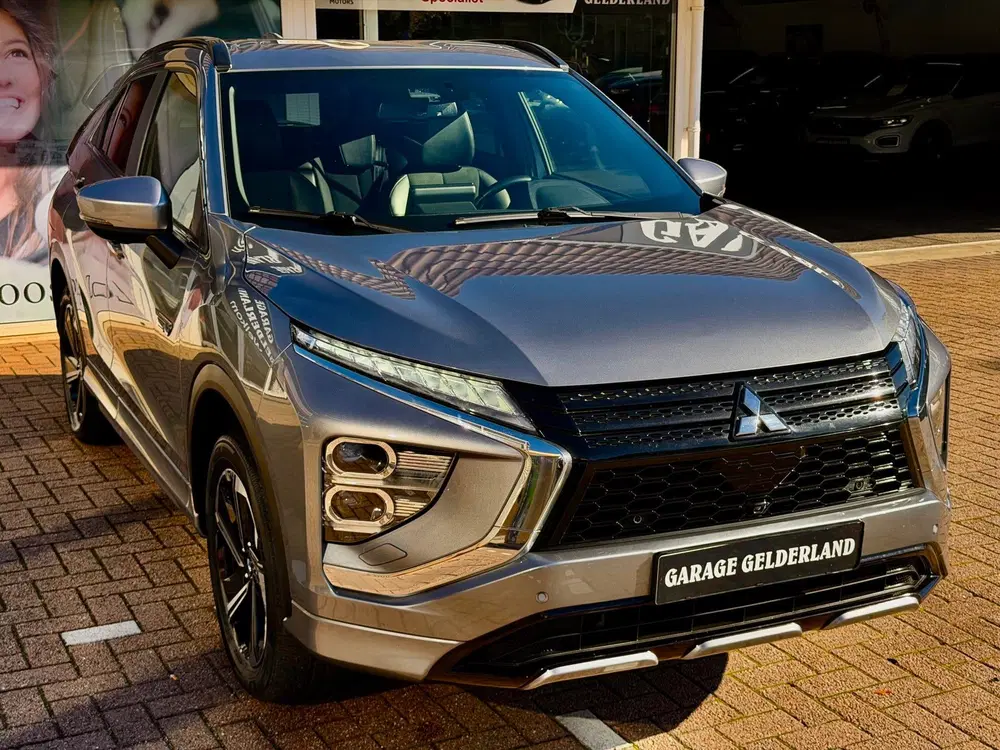 Mitsubishi Eclipse Cross 2.4 PHEV INTENSE+ uit 2024, foto 8