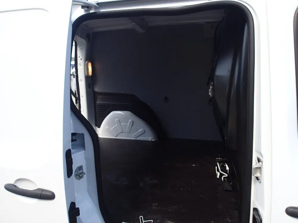 Renault Kangoo 1.5 Blue dCi 80 Comfort VOORZIEN VAN AIRCO uit 2021, foto 11