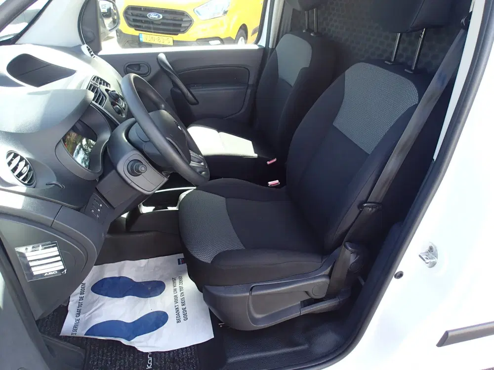 Renault Kangoo 1.5 Blue dCi 80 Comfort VOORZIEN VAN AIRCO uit 2021, foto 12