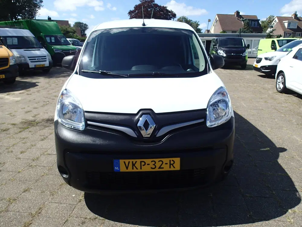 Renault Kangoo 1.5 Blue dCi 80 Comfort VOORZIEN VAN AIRCO uit 2021, foto 2