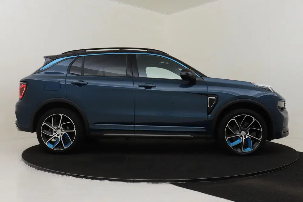 Lynk & Co 01 1.5 PHEV -PANO.DAK uit 2023, foto 13