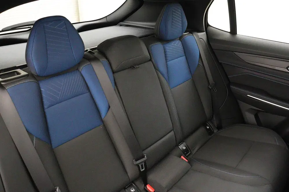Lynk & Co 01 1.5 PHEV -PANO.DAK uit 2023, foto 14