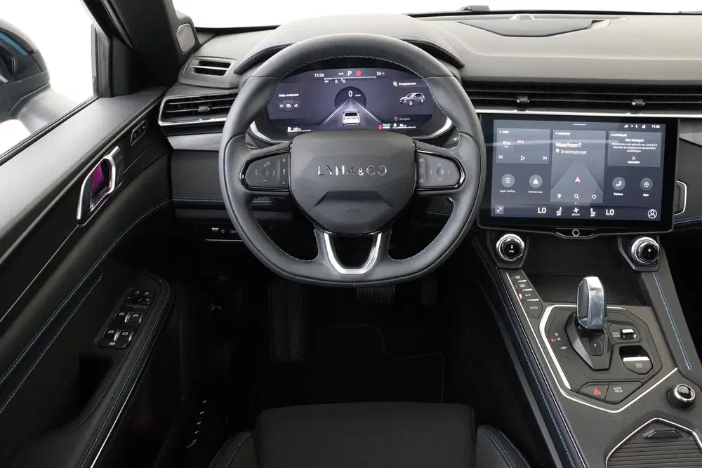 Lynk & Co 01 1.5 PHEV -PANO.DAK uit 2023, foto 2