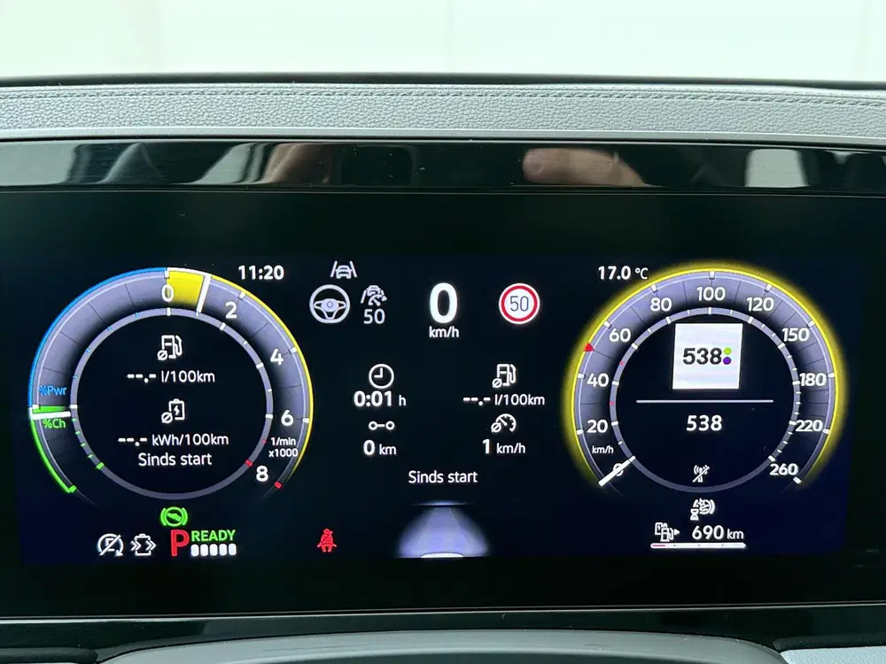 Volkswagen Passat 1.5 eHybrid Business uit 2024, foto 10