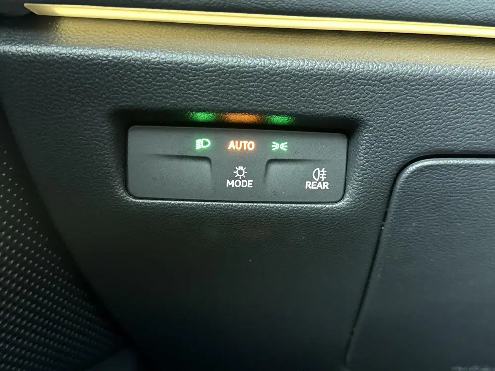 Volkswagen Passat 1.5 eHybrid Business uit 2024, foto 11
