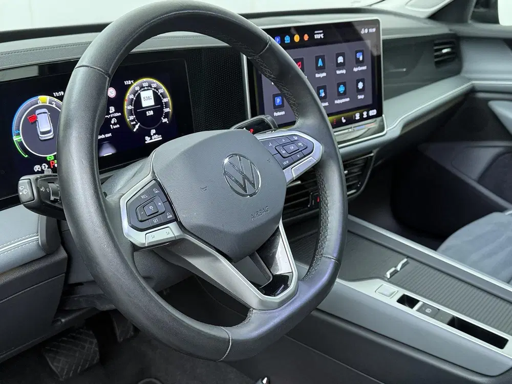 Volkswagen Passat 1.5 eHybrid Business uit 2024, foto 6