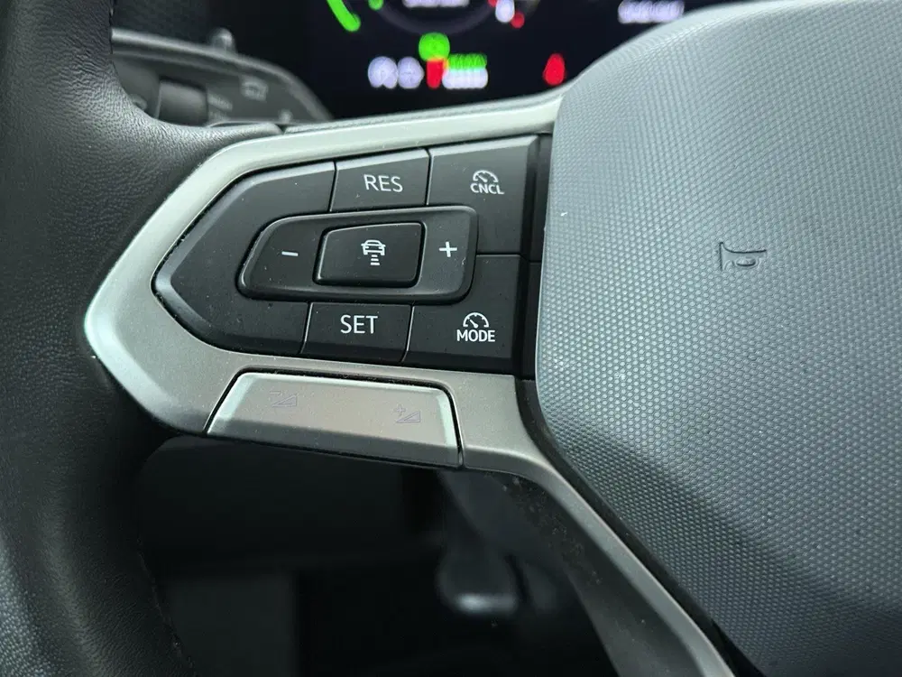 Volkswagen Passat 1.5 eHybrid Business uit 2024, foto 7