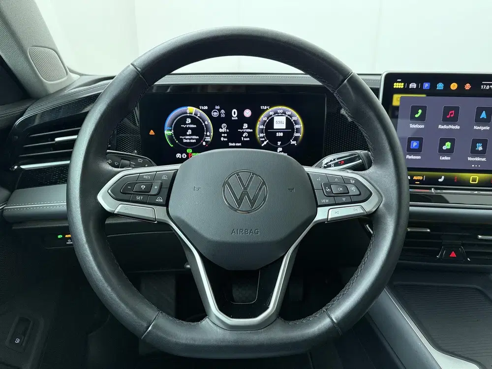 Volkswagen Passat 1.5 eHybrid Business uit 2024, foto 8