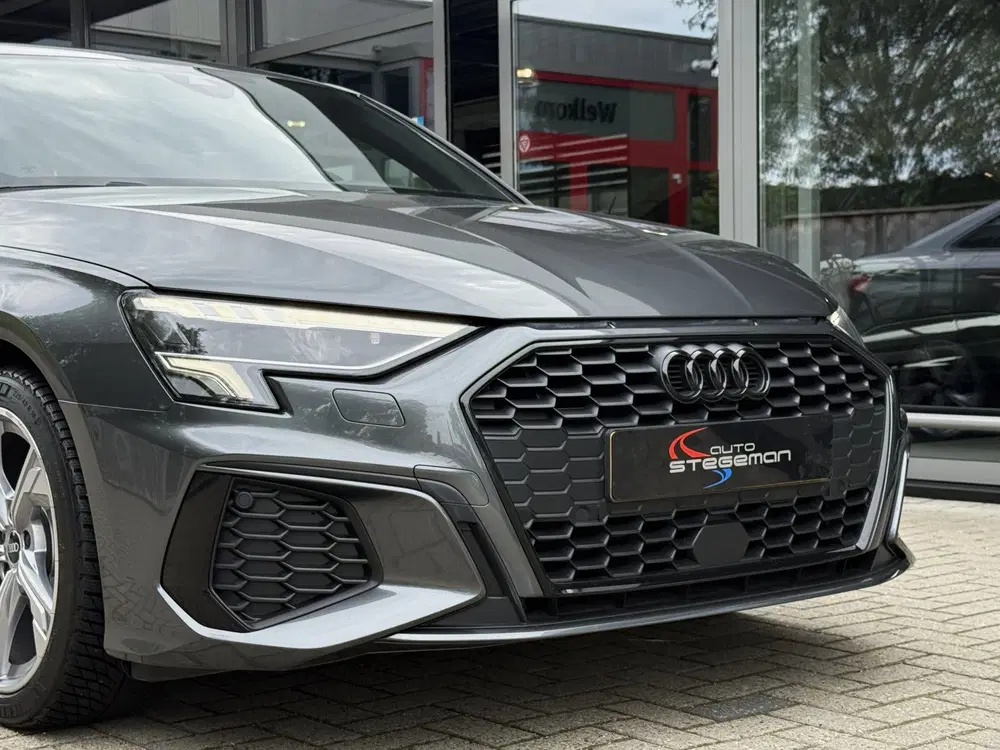 Audi A3 30 TFSI AUT. * * 2x S-LINE * * CARPLAY uit 2021, foto 14
