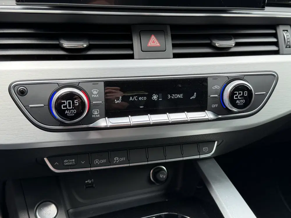 Audi A4 35 TFSI AUT. * * 2x S-LINE * * VIRTUAL uit 2022, foto 12