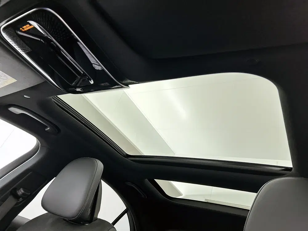 Mercedes-Benz C-Klasse 300 e AMG Nightpakket uit 2025, foto 13