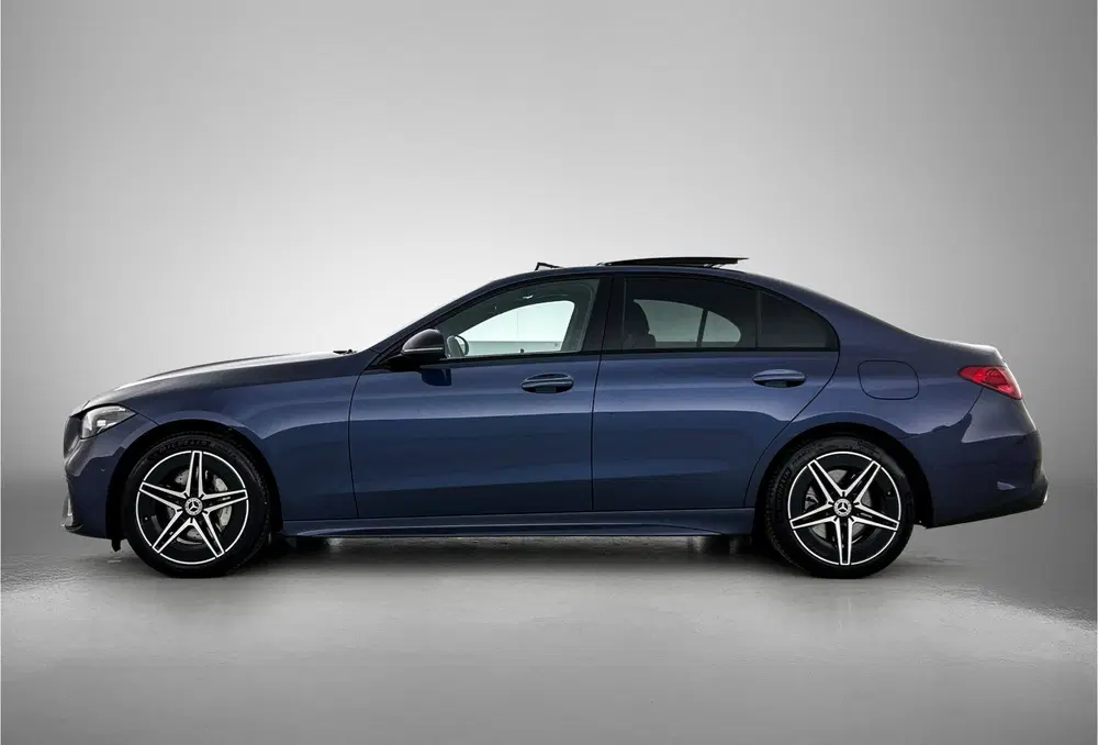 Mercedes-Benz C-Klasse 300 e AMG Nightpakket uit 2025, foto 3
