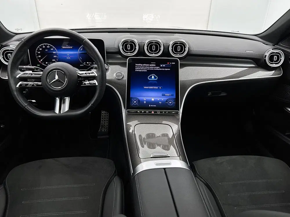 Mercedes-Benz C-Klasse 300 e AMG Nightpakket uit 2025, foto 5