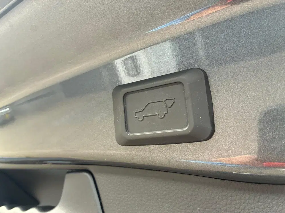 Toyota RAV 4 2.5 Hybrid AWD 222PK ADVENTURE PANORAMADAK uit 2022, foto 10