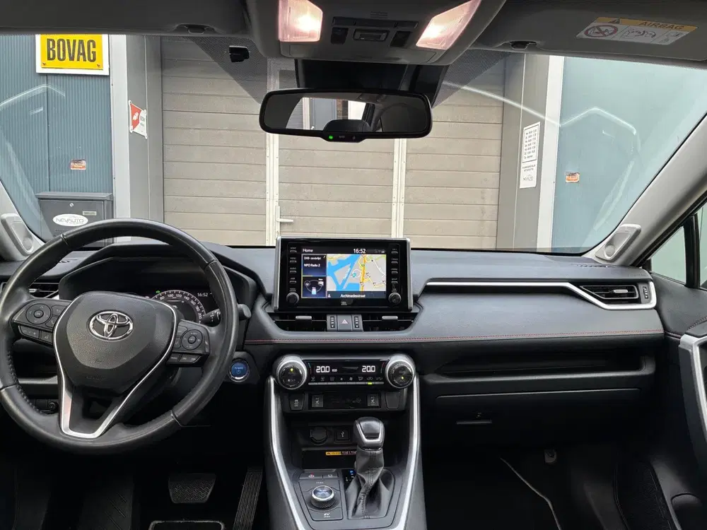 Toyota RAV 4 2.5 Hybrid AWD 222PK ADVENTURE PANORAMADAK uit 2022, foto 15
