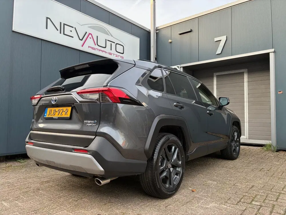 Toyota RAV 4 2.5 Hybrid AWD 222PK ADVENTURE PANORAMADAK uit 2022, foto 6