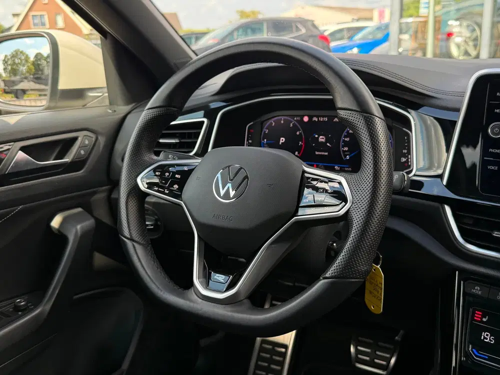 Volkswagen T-Roc 1.5 TSI R-Line uit 2023, foto 11