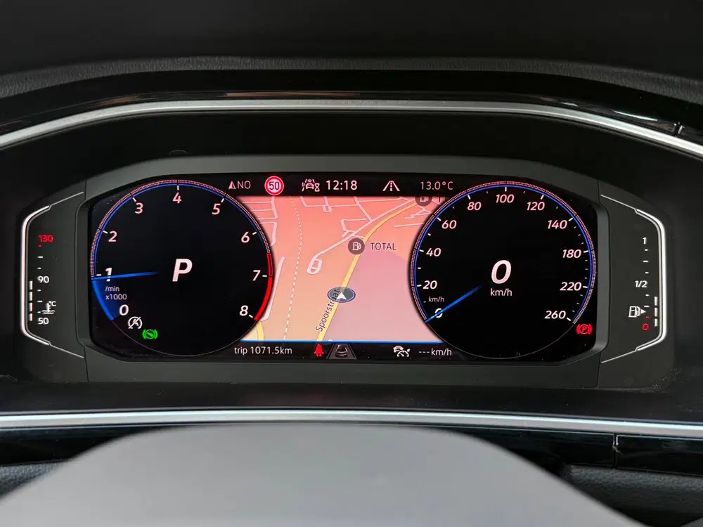 Volkswagen T-Roc 1.5 TSI R-Line uit 2023, foto 12