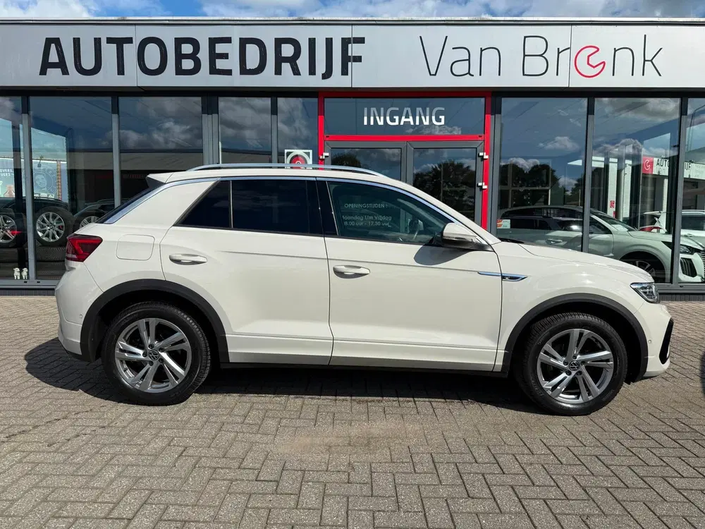 Volkswagen T-Roc 1.5 TSI R-Line uit 2023, foto 4