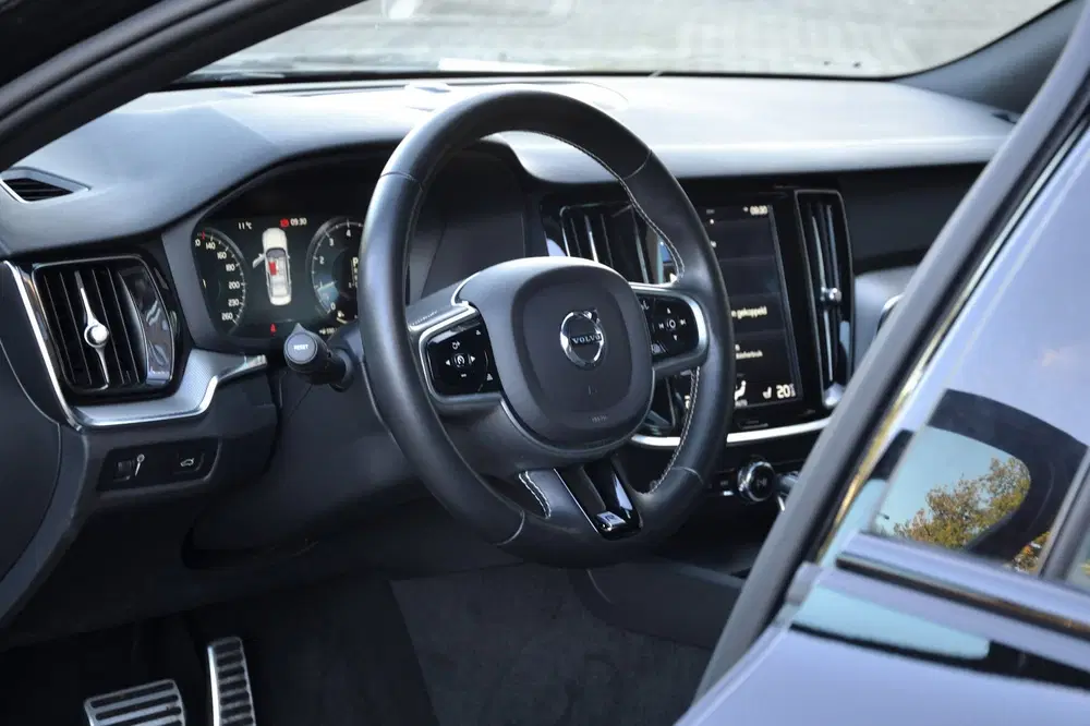 Volvo S60 2.0 T5 250PK R-Design Intro Edition Automa uit 2019, foto 7