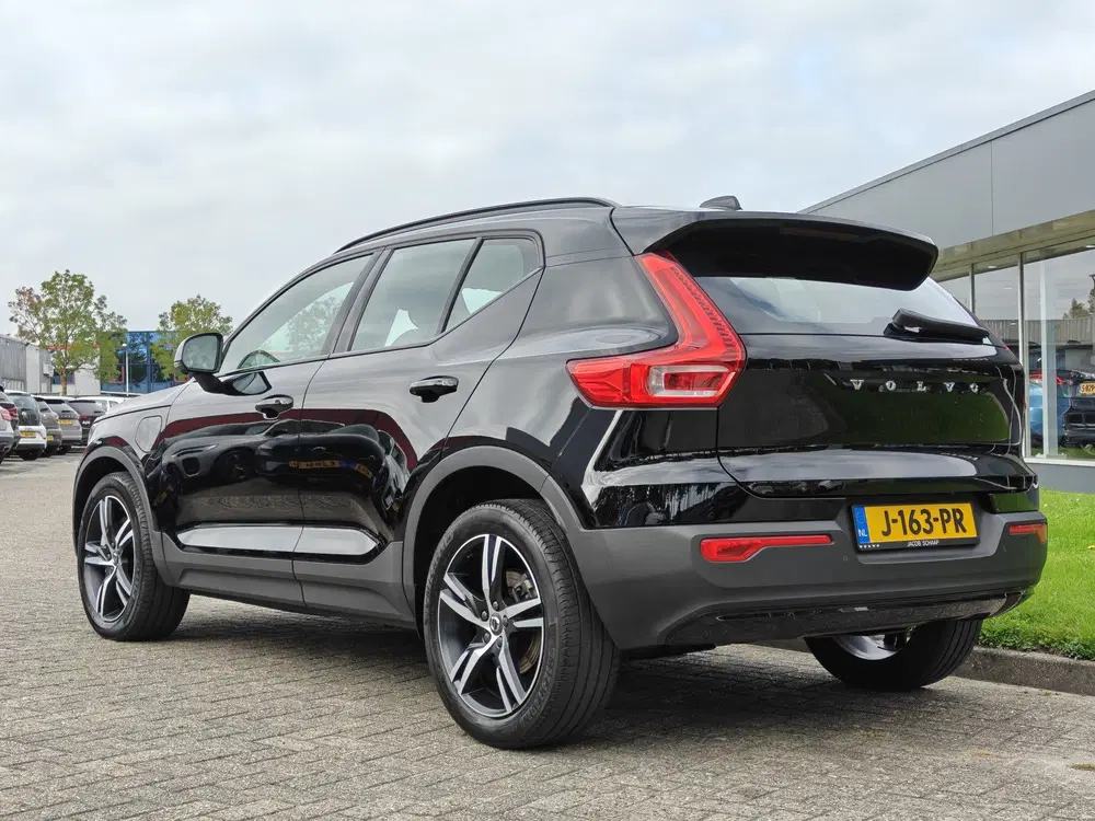 Volvo XC40 T4 Recharge R-Design Expression uit 2020, foto 10