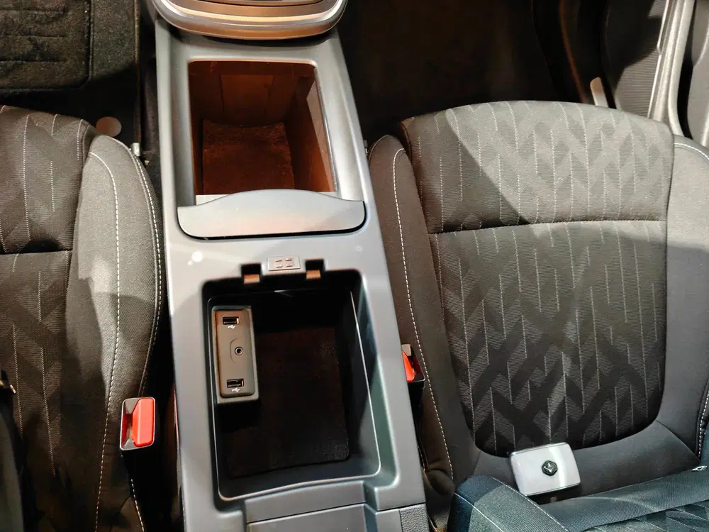 Renault Scenic 1.3 TCe Intens uit 2019, foto 13