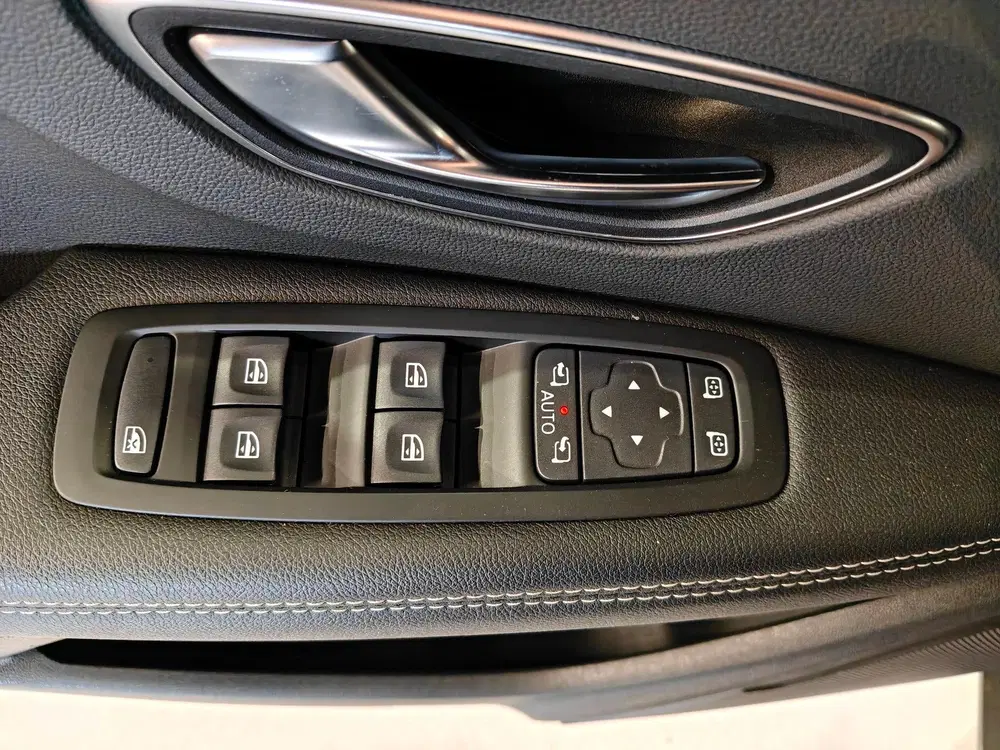 Renault Scenic 1.3 TCe Intens uit 2019, foto 5